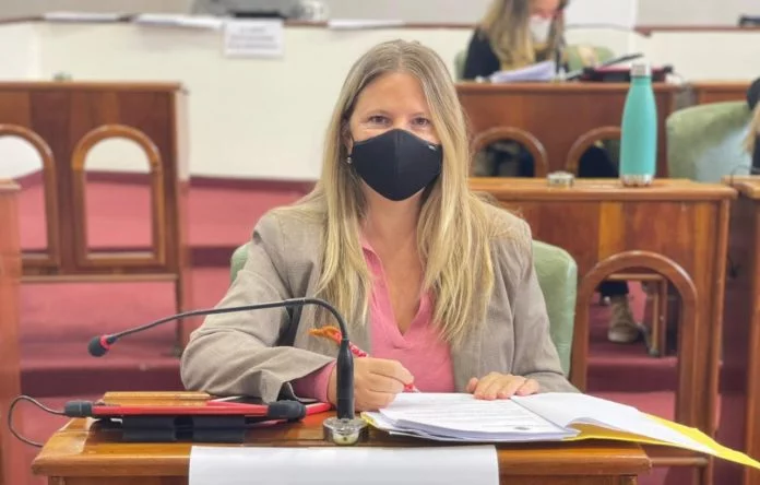 EI-SOLEDAD PUPI DURAND