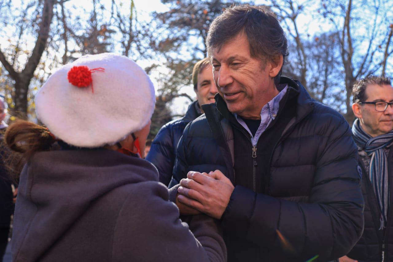 ae77f74f-82e3-4a37-bdee-dd422c5f2fc3