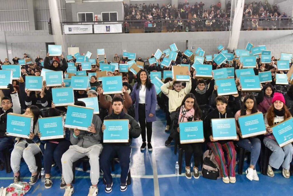 FB_IMG_1687473623528-1024x683