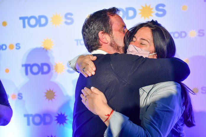 sujarchuk-guazzaroni-372-696x464