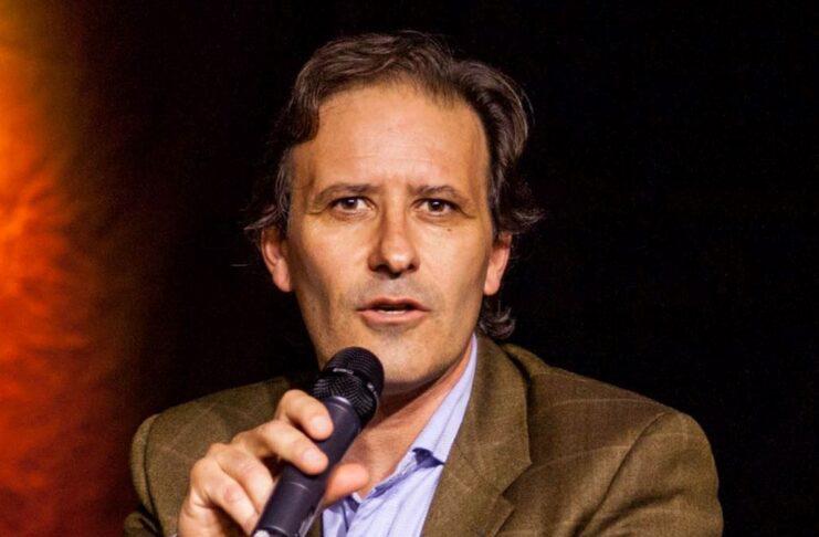 DiegoMartinez-741x486