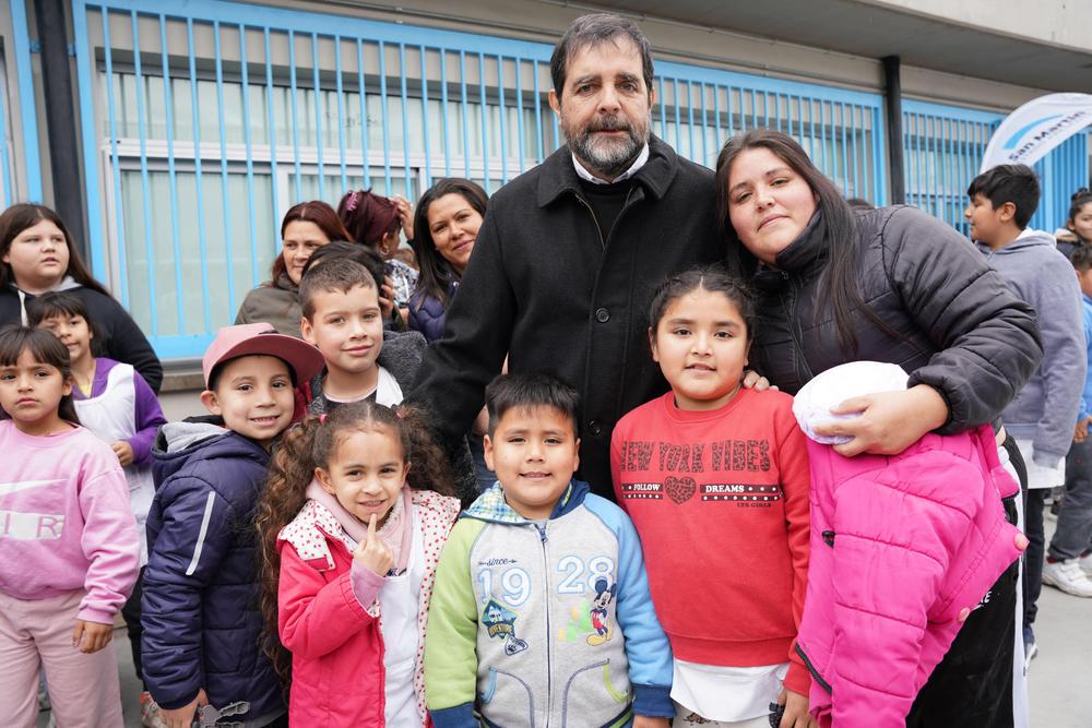 Fernando Moreira inauguró la segunda etapa de obras de la Primaria 87