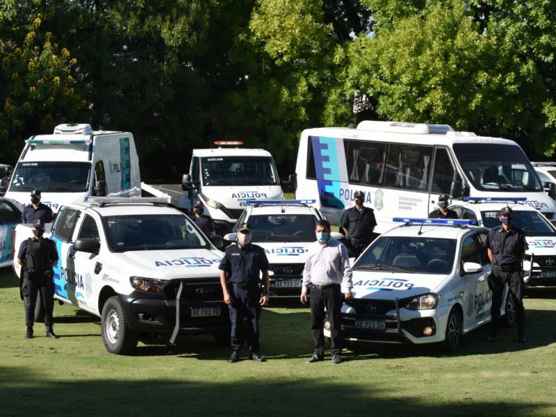 Fernando-Moreira-presento-30-patrulleros-nuevos-para-San-Martin