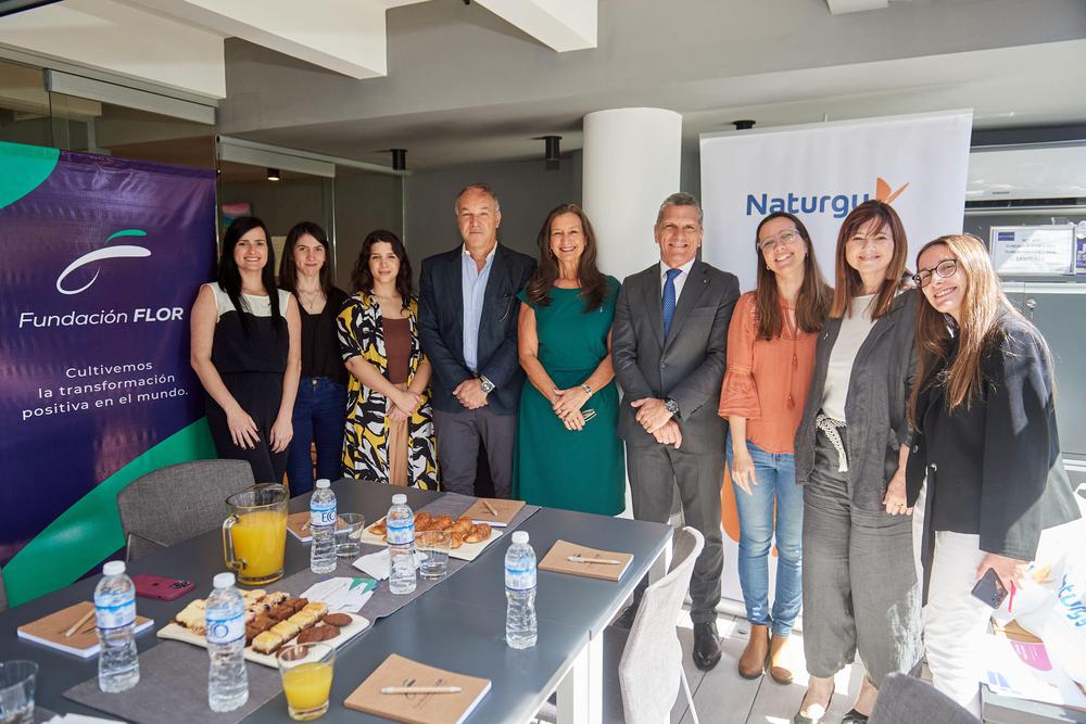 Naturgy y Fundación FLOR entregar diplomas  participantes  programa “Cosas de Mujeres” -1