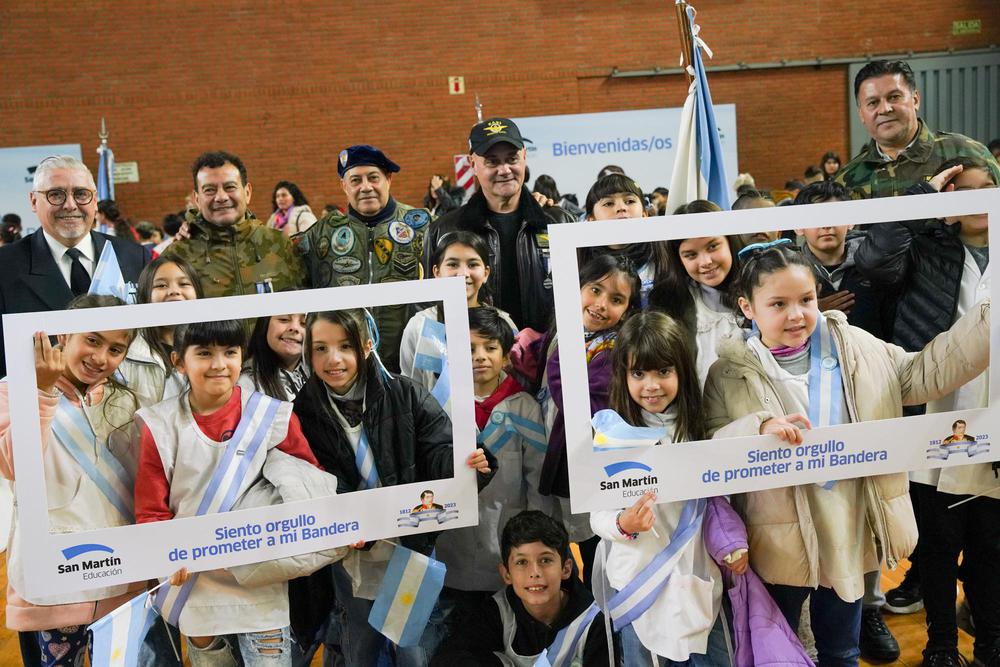 Veteranos de Malvinas se sumaron al acto de promesa de lealtad a la bandera