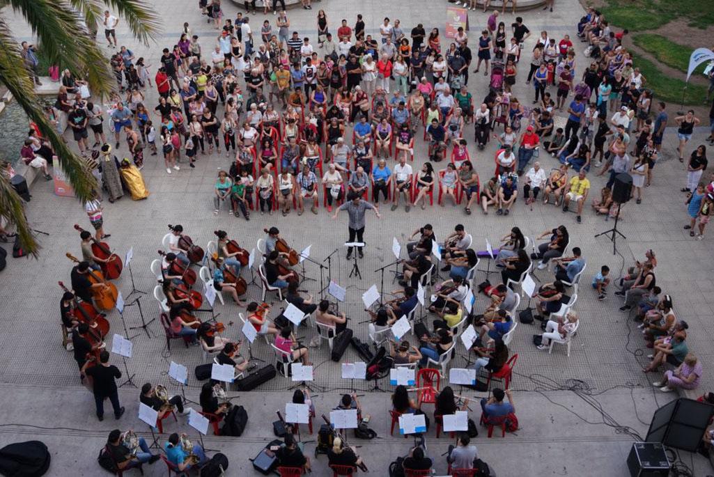 Las actividades y espectáculos culturales llegarán a todos los barrios de la ciudad