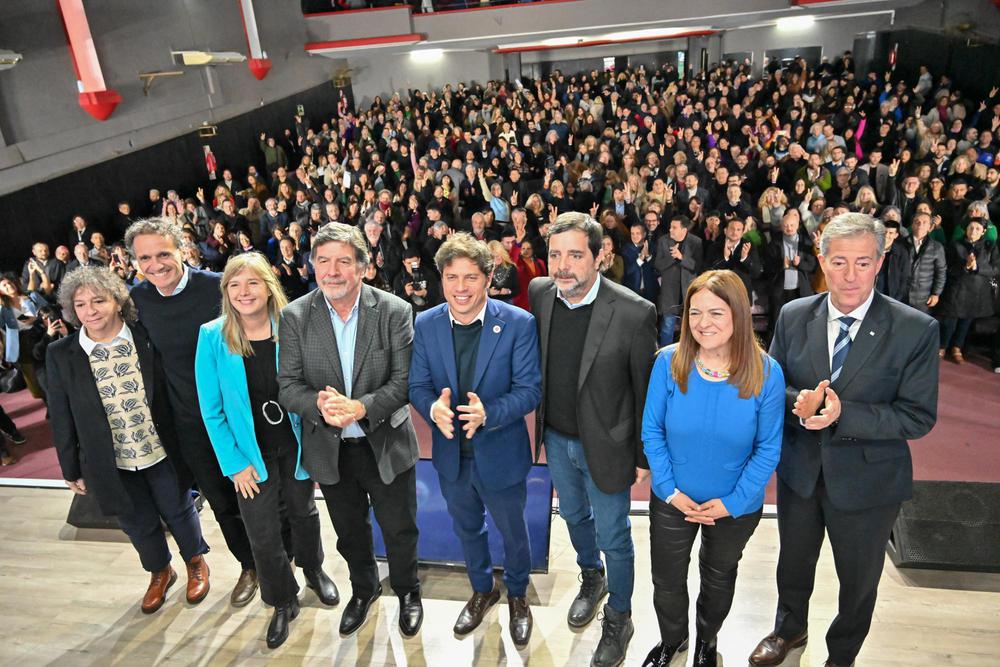 Participaron funcionarios provinciales, municipales y referentes de distintos ámbitos educativos y sociales