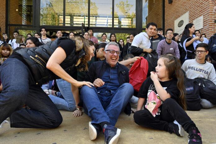 0962c1e1c520ef18b6809919ab6c4f761aad9e53bf85268b1f8cab6be048ab49-696x464