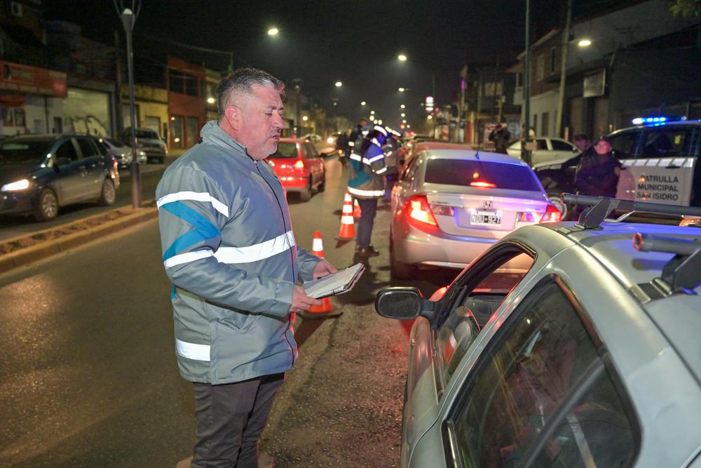 Los controles se desplegaron de manera conjunta en tres puntos de la avenida Sarratea.